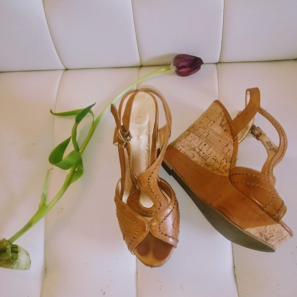 Aldo platform wedges